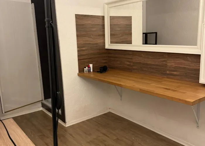 1 Stuttgart-mitte * Stuttgart